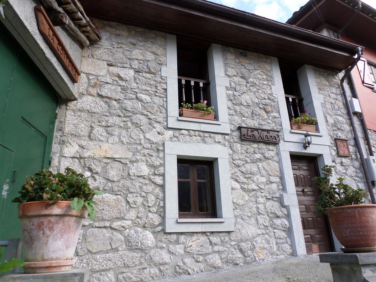 Gasthaus La Xiana Taranes Exterior foto
